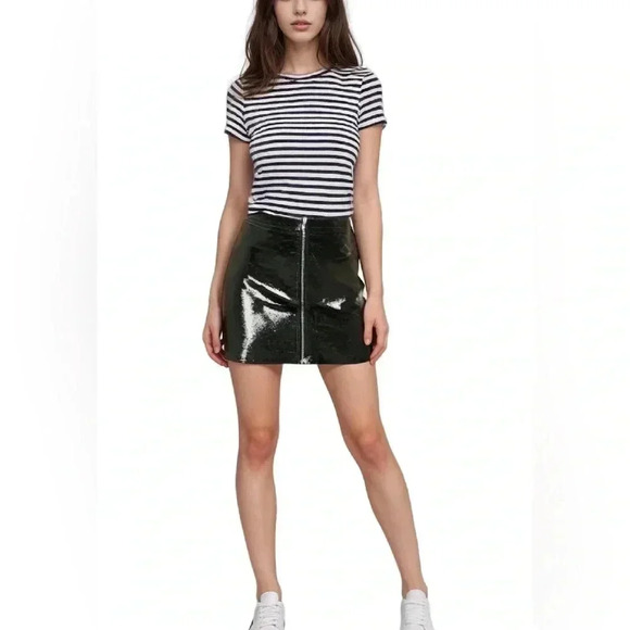 Ronny Kobo Black Faux Patent Glossy Mini Skirt Size XS - Picture 1 of 9